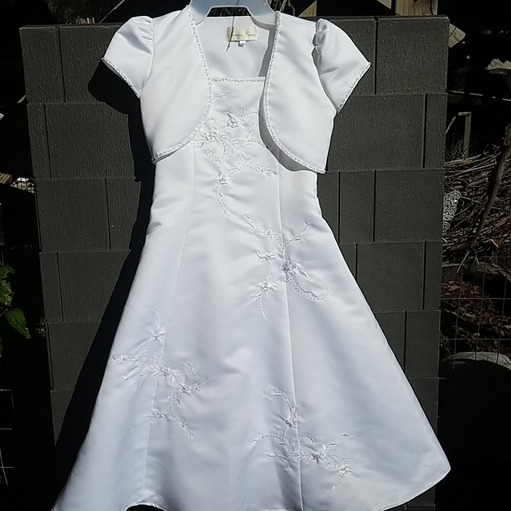 American princess bridesmaid/flowergirl dress siz8
